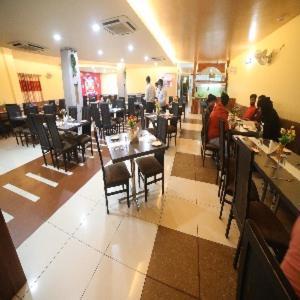 Hotel Satya International Singrauli Ngoại thất bức ảnh